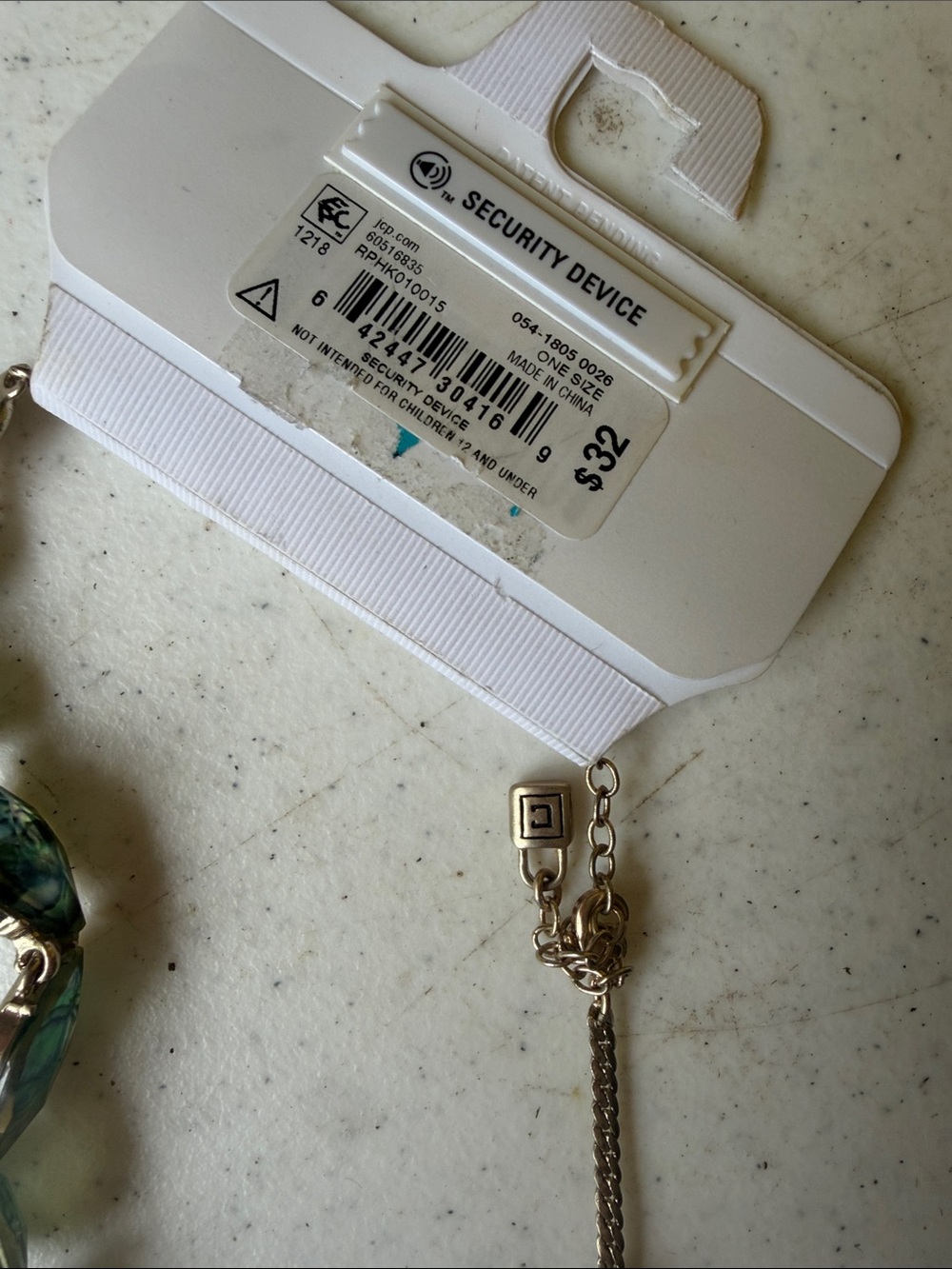 NWT Chaps Iridescent Green Necklace - Picture 2 of 3
